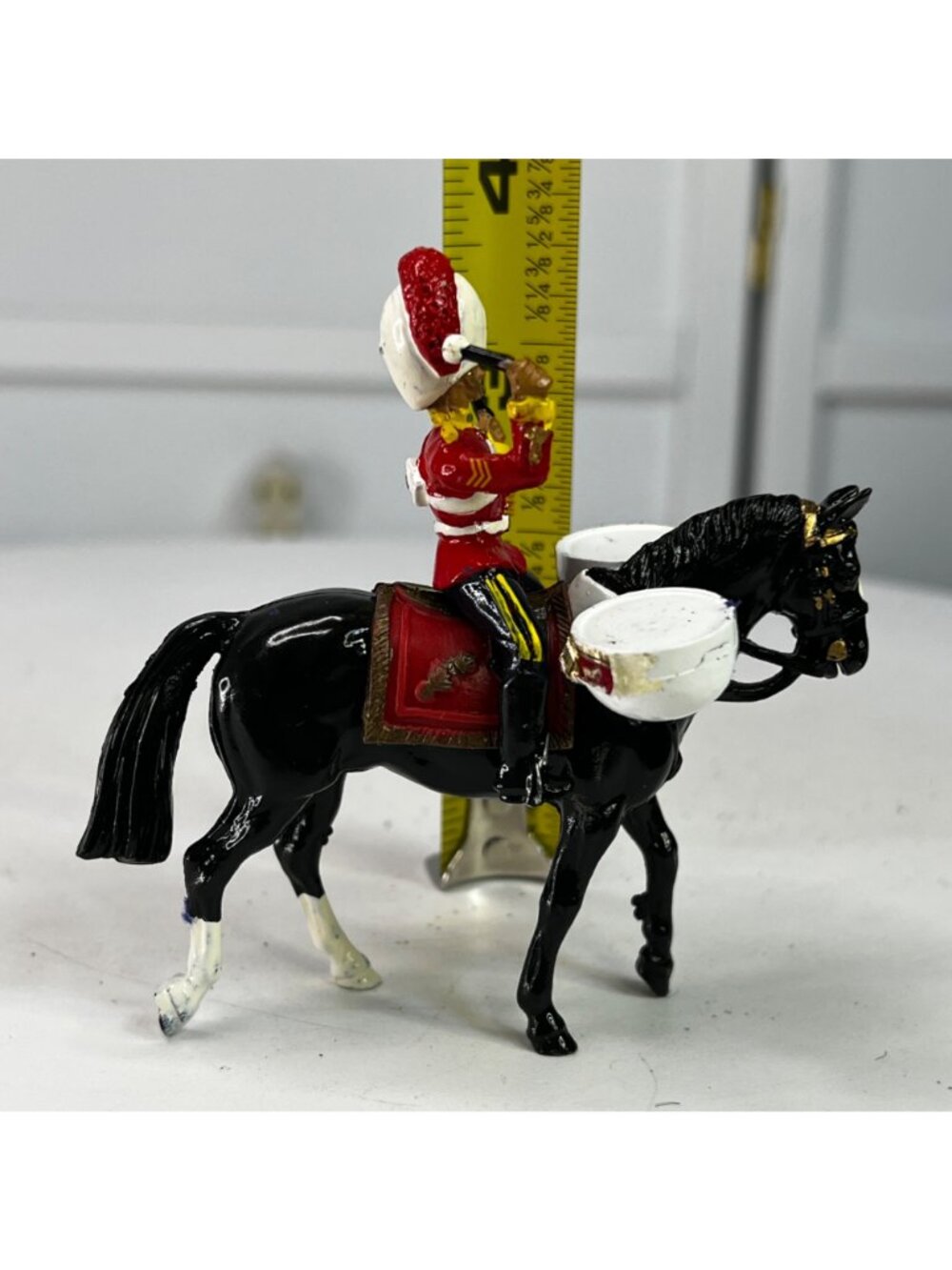 Britains Royal Scots Dragoons Guards Kettle Drummer Diecast Figurine From 1986 - Picture 9 of 9